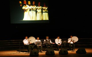 Erzurum'da Şeb-i Aruz şiir dinletisi