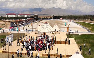 Geleneksel Türk Oyunları Erzurum’dan Yükseldi 
