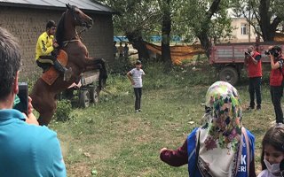 TDED Erzurum’dan “Türkün Kanadı At” programı