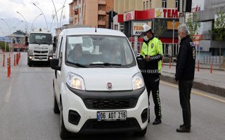 Erzurum’da sokağa çıkan 23 kişiye ceza yazıldı