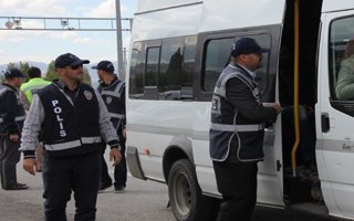 Polis 20 bin paket kaçak sigara yakaladı