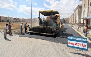 Aziziye belediyesi arı gibi çalışıyor