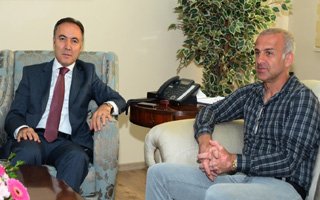 Oğuz Çetin'den Vali Altıparmak'a ziyaret