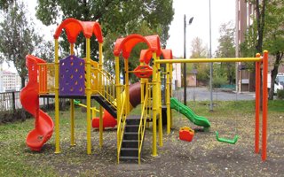Büyükşehir 12 noktaya oyun parkı kurdu