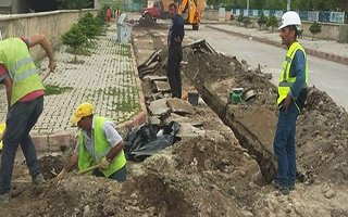 Pasinler’de doğalgaz için kazı çalışmaları başladı