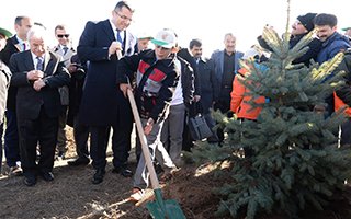 Erzurum’da 600 fidan toprakla buluştu 