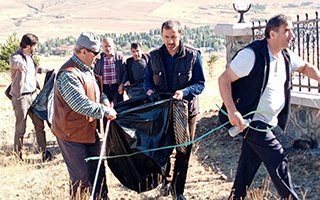 Engelliler Meclisinden çevreyi temizleme etkinliği