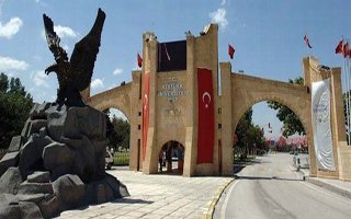 TBMM'ye Atatürk Üniversitesi damgası!