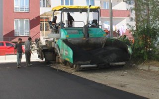 Palandöken Belediyesinden asfalt atağı!