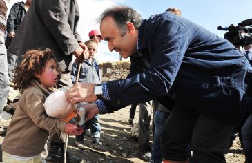 Deprem bölgesinden ilk kareler