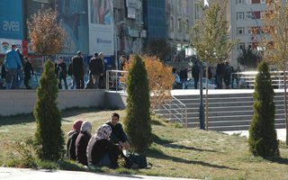 Erzurum sonbaharda yaz havası yaşıyor 