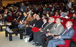 Erzurum'da Medya ve Mahremiyet tartışılıyor