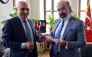 Korkut'tan paşa torununa tespih