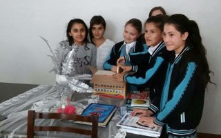 Sevgi Evlerinde Kalan Çoculara Kitap