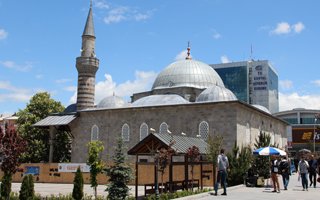Lala Paşa  Cami Ne Zaman İbadete Açılacak?