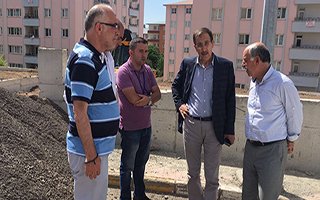 Başkan Bulutlar, yapımı süren parkları inceledi...