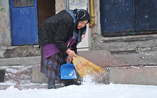 Erzurum'dan kar manzaraları! Kimine nimet kimine külfet...