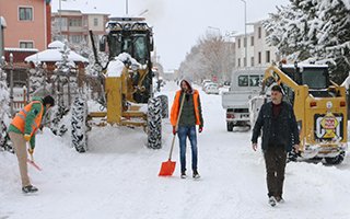 Aziziye belediyesi kara geçit vermiyor