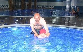 Yarı Olimpik yüzme havuzu hizmete girdi