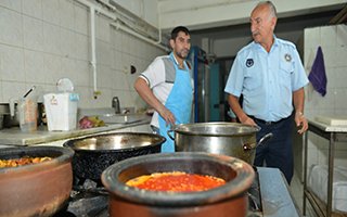  Yakutiye Zabıtası Lokantaları Denetledi 