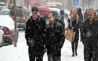 Doğu'da kar yağışı etkili oluyor