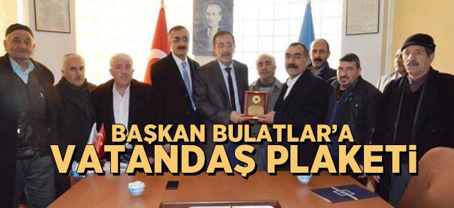 Vatandaştan Başkan Bulutlar'a Plaket