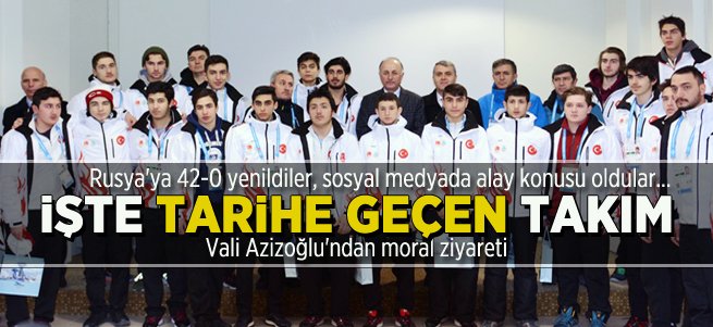 42-0 Yenilen Milli Takıma Vali'den Moral Ziyareti